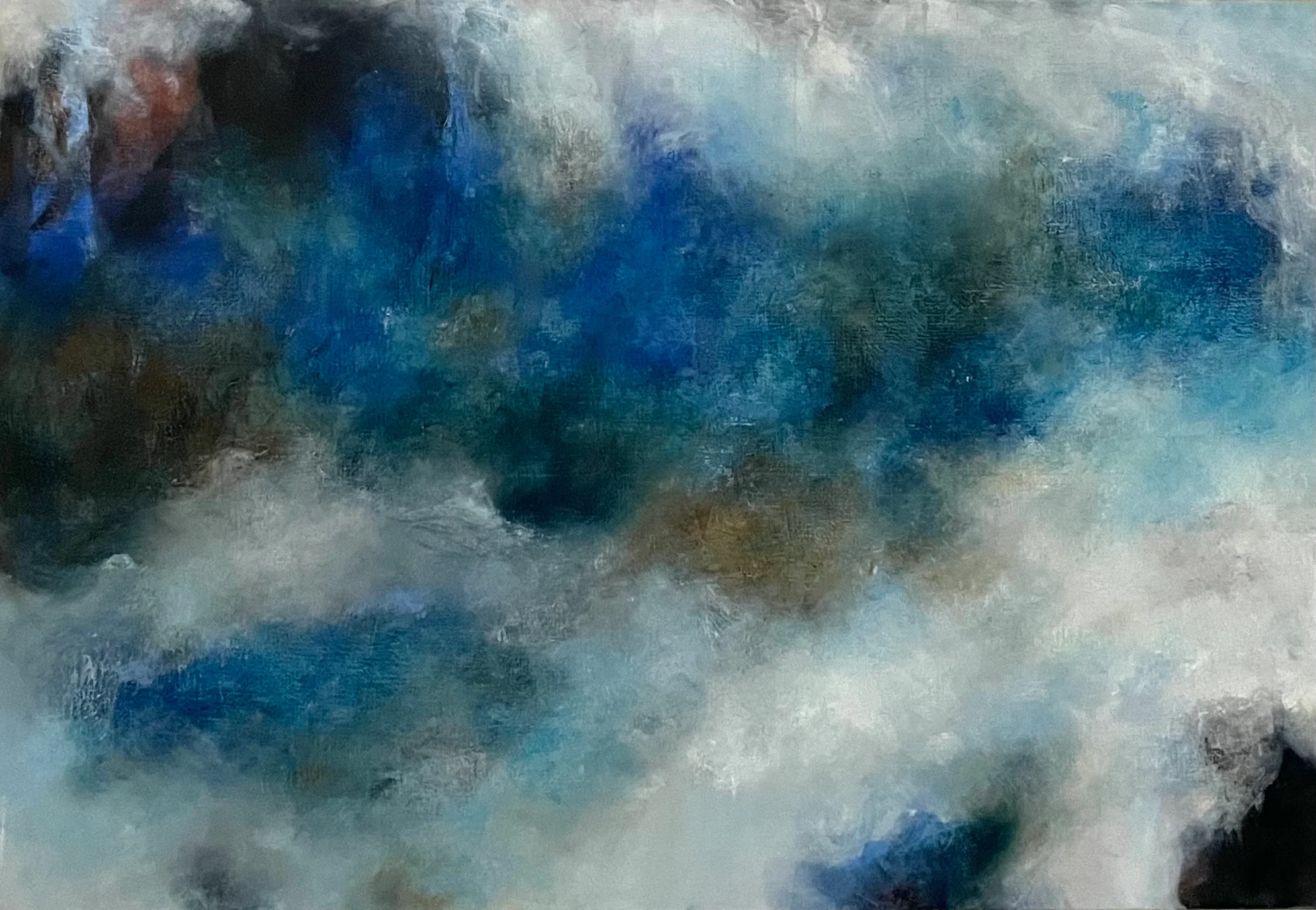 La peine de l'eau est infinie II, peinture à l'huile abstraite, tons bleus, terre, gris, blanc de l'artiste Mai Khanh Pham To. Format horizontal de 89 x 130 cm